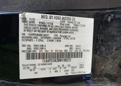 2008 Ford Focus Se/Ses z USA, uszkodzony, nr VIN 1FAHP35N28W108221